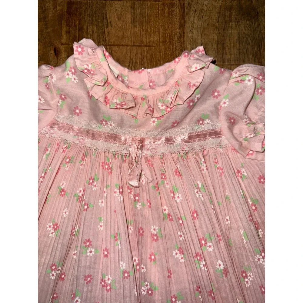 N/A adorable vintage